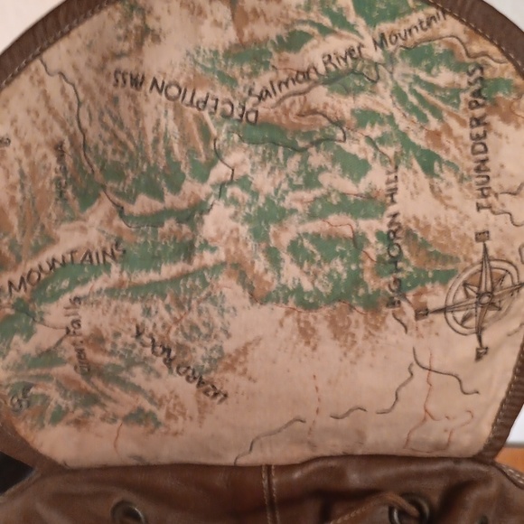 Durkees Express Leather Backpack - Picture 10 of 16